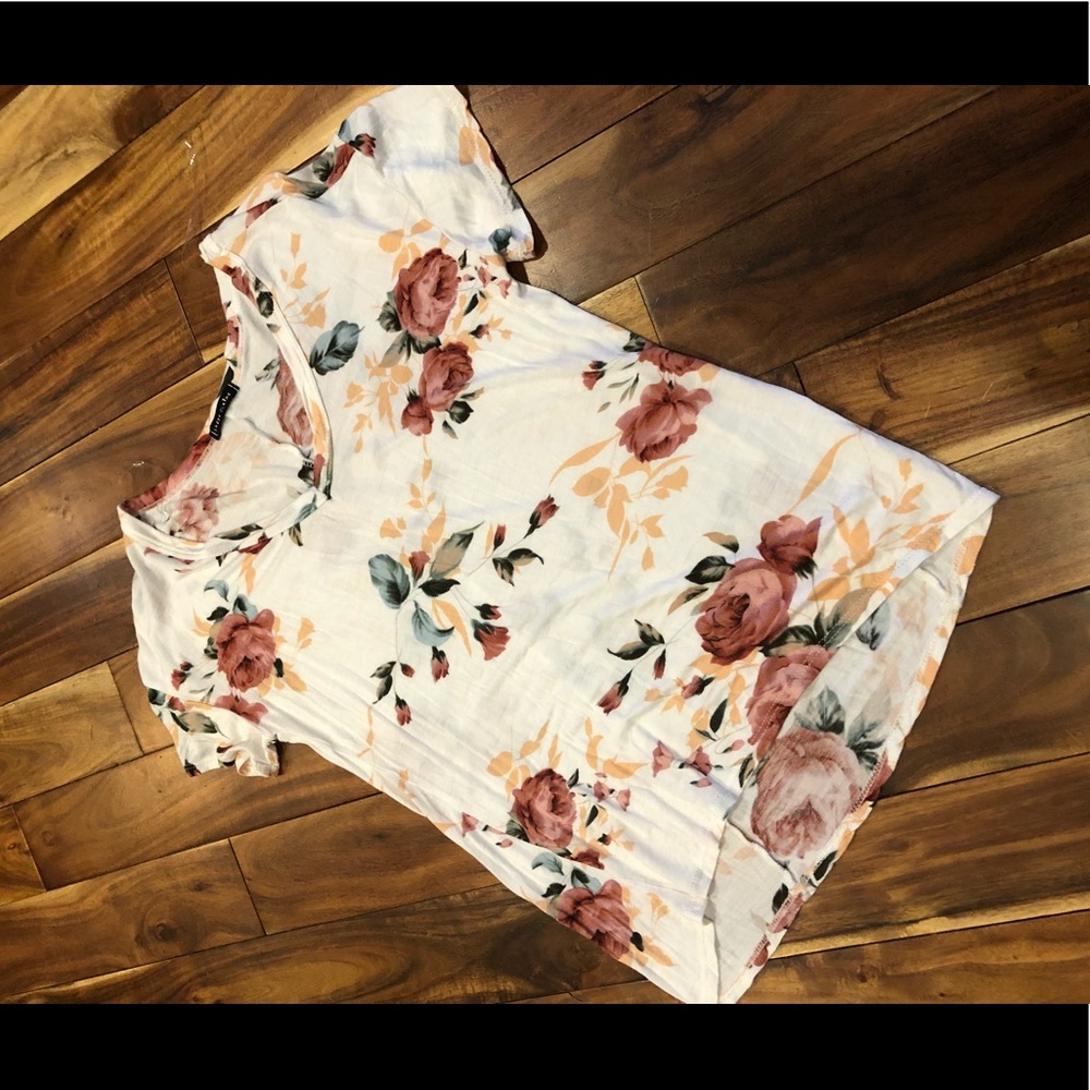 Floral tee